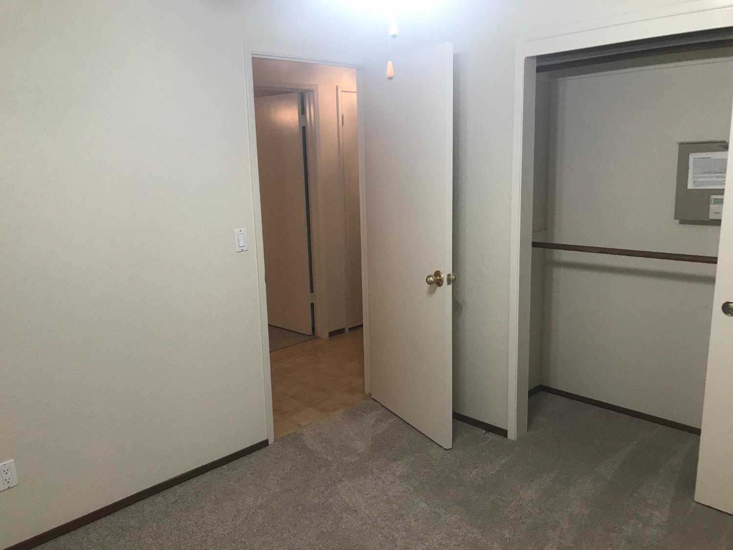 Detail Gallery Image 15 of 21 For 1112 N Cedar Creek Dr #1,  Modesto,  CA 95355 - 2 Beds | 2 Baths