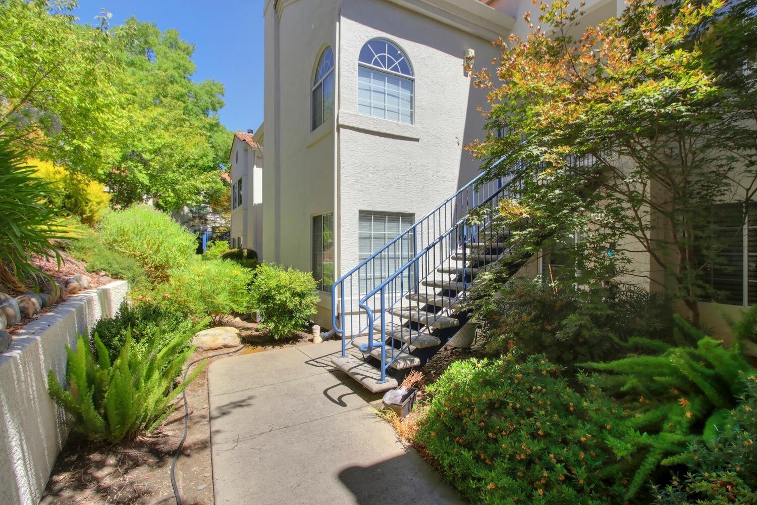 Beachcomber Drive, Rocklin, California image 1