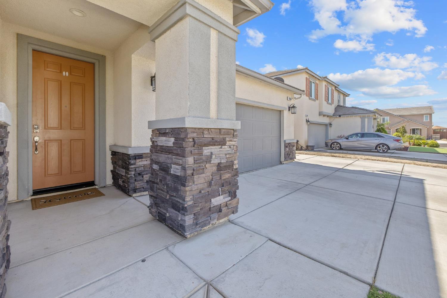 Detail Gallery Image 4 of 45 For 1066 Jade Way, Lemoore,  CA 93245 - 3 Beds | 2 Baths