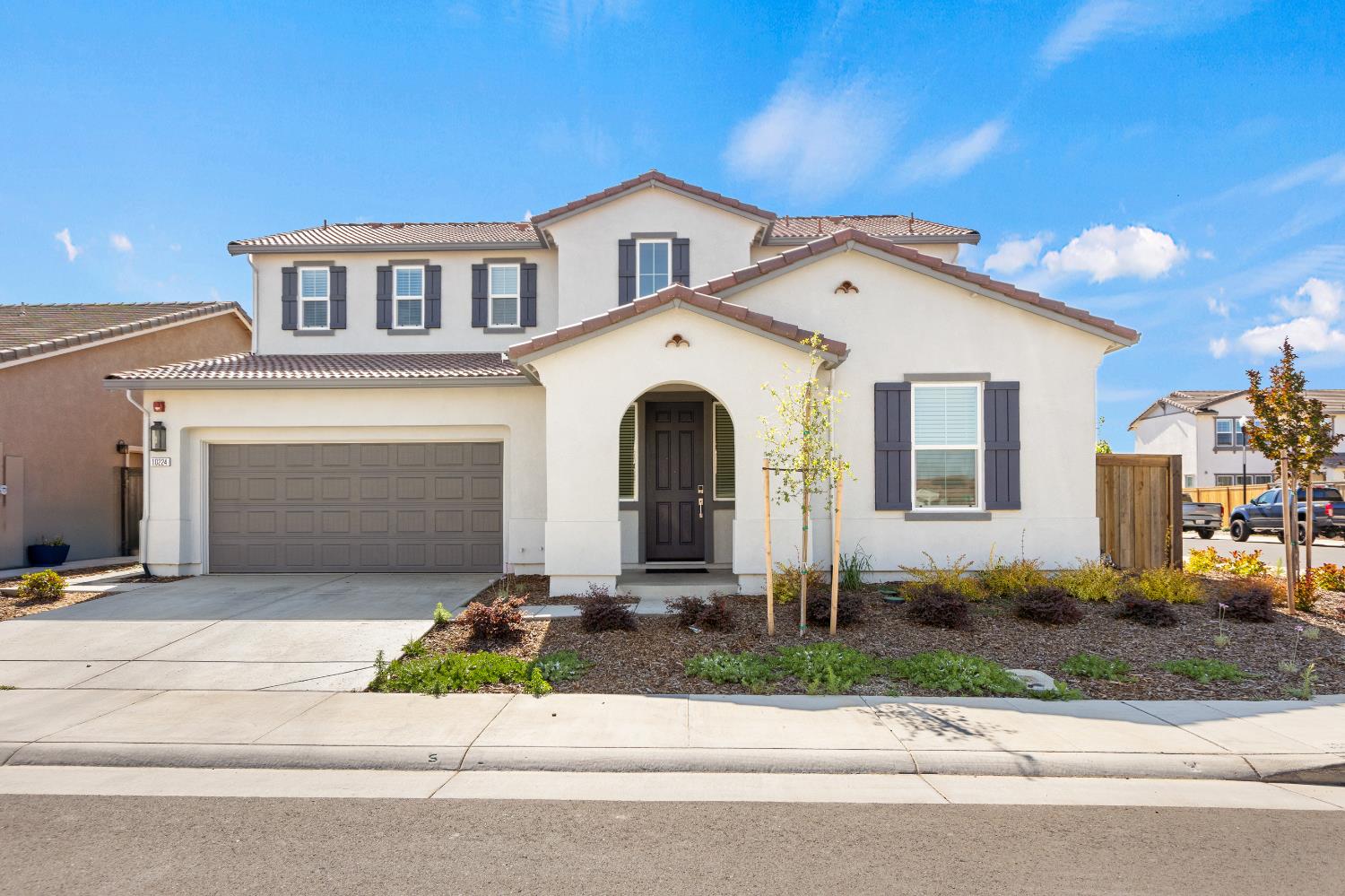 Kilo Way, Elk Grove, California image 2