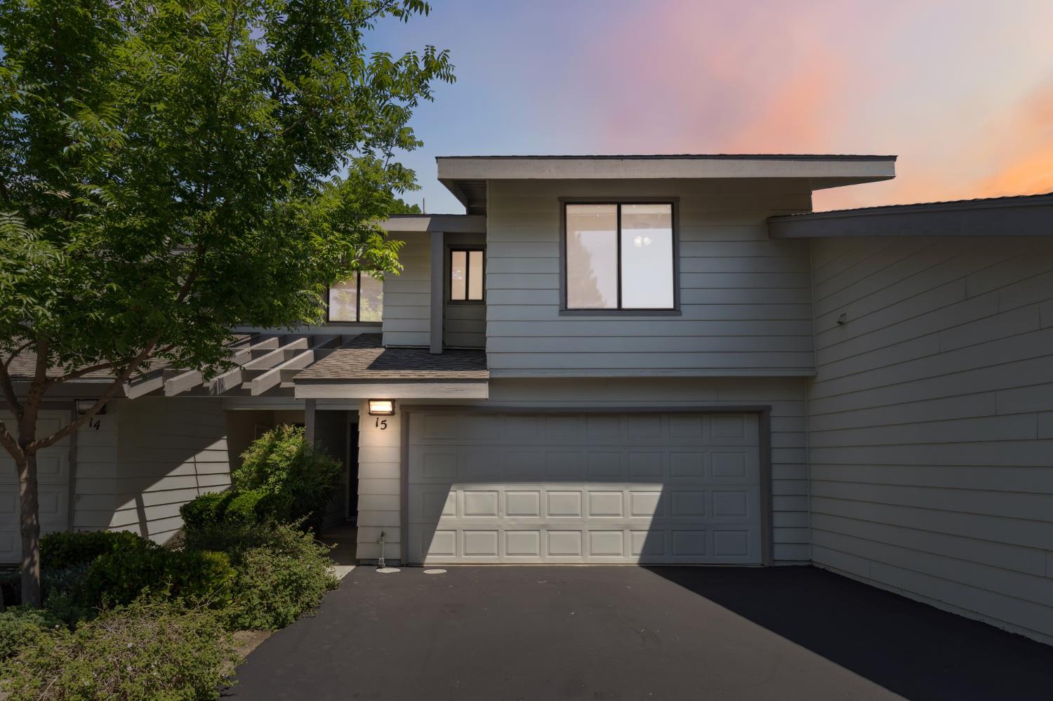 Detail Gallery Image 1 of 34 For 3350 M St #15,  Merced,  CA 95348 - 3 Beds | 2/1 Baths