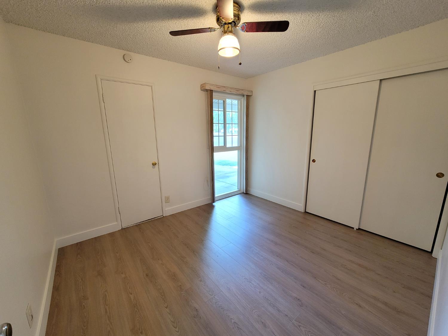 Detail Gallery Image 11 of 35 For 1408 Gregory Way, Roseville,  CA 95661 - 3 Beds | 2 Baths