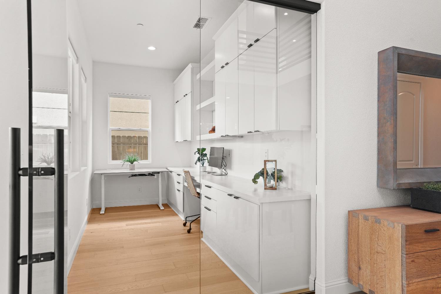 Detail Gallery Image 28 of 71 For 12840 Pier View Way, Rancho Cordova,  CA 95742 - 4 Beds | 3/1 Baths