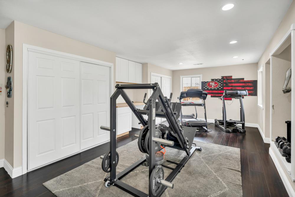 8th Avenue, Rio Linda, California image 36