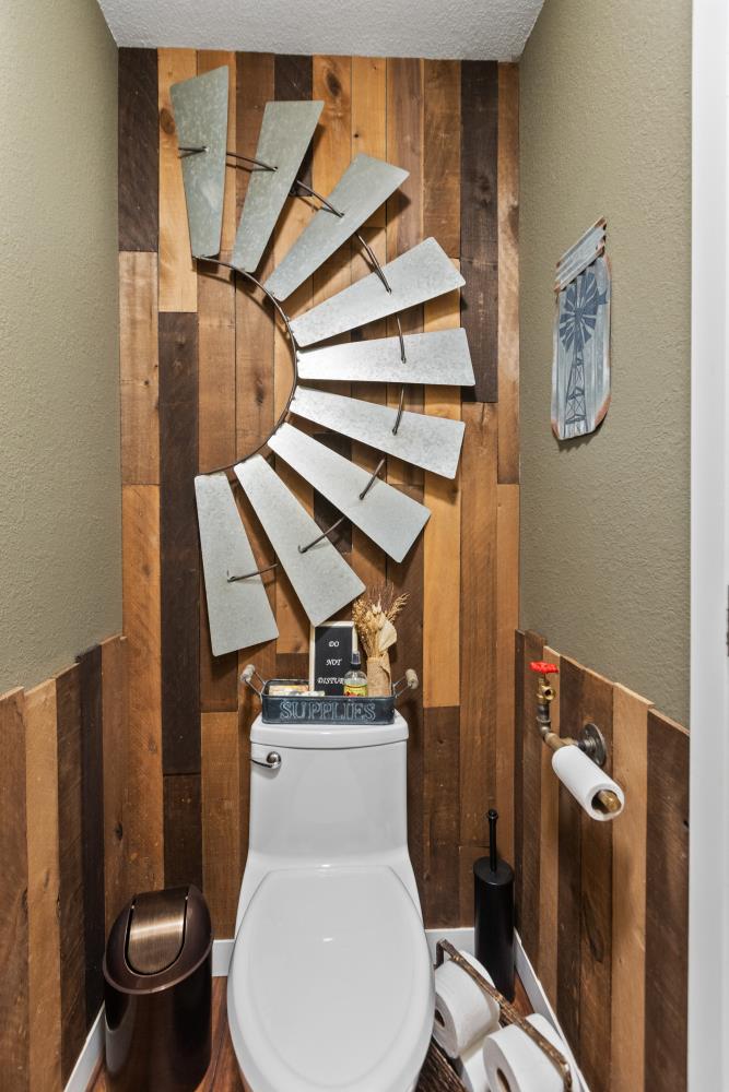 Detail Gallery Image 32 of 99 For 7020 Rathmore Ct, Elk Grove,  CA 95758 - 3 Beds | 2/1 Baths