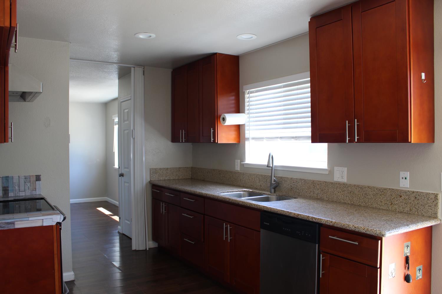 Brierglen Way, Sacramento, California image 9