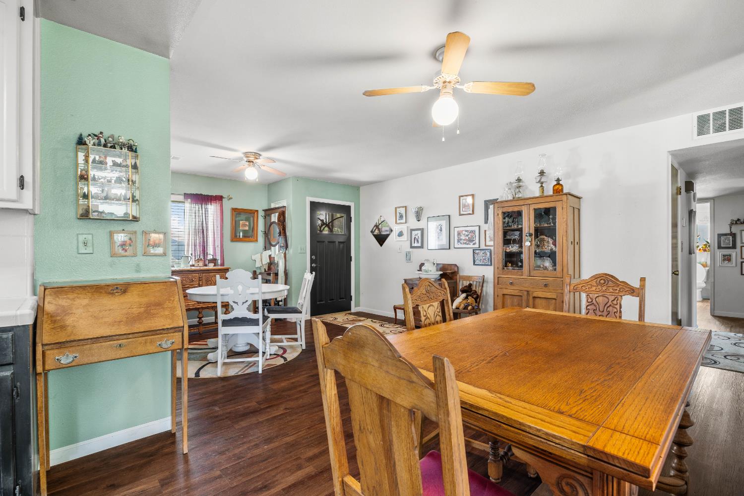 Detail Gallery Image 7 of 28 For 2820 Marble Dr, Modesto,  CA 95355 - 3 Beds | 2 Baths