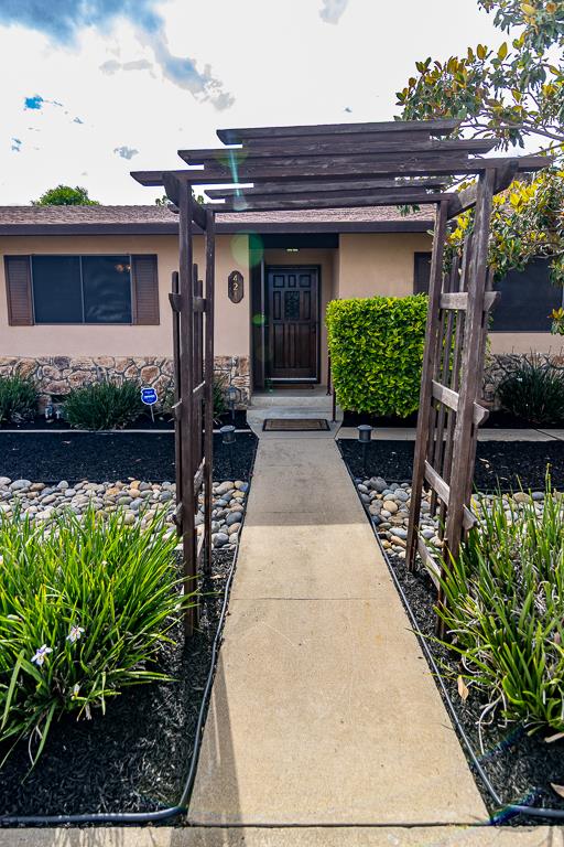 Detail Gallery Image 5 of 46 For 421 Becky Way, Waterford,  CA 95386 - 3 Beds | 2 Baths