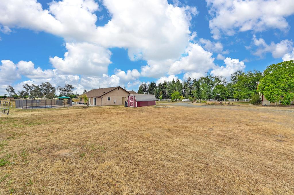 Detail Gallery Image 40 of 87 For 24684 N Watkinson Rd, Acampo,  CA 95220 - 2 Beds | 2 Baths