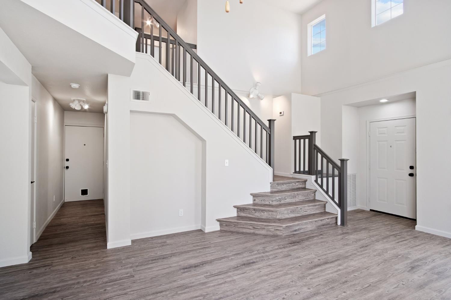 Detail Gallery Image 11 of 27 For 1243 Windham Ct, Tracy,  CA 95377 - 3 Beds | 2/1 Baths