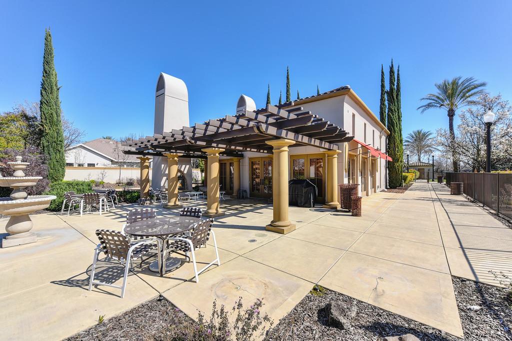 Detail Gallery Image 70 of 99 For 5730 Palmera Ln, Sacramento,  CA 95835 - 2 Beds | 2 Baths