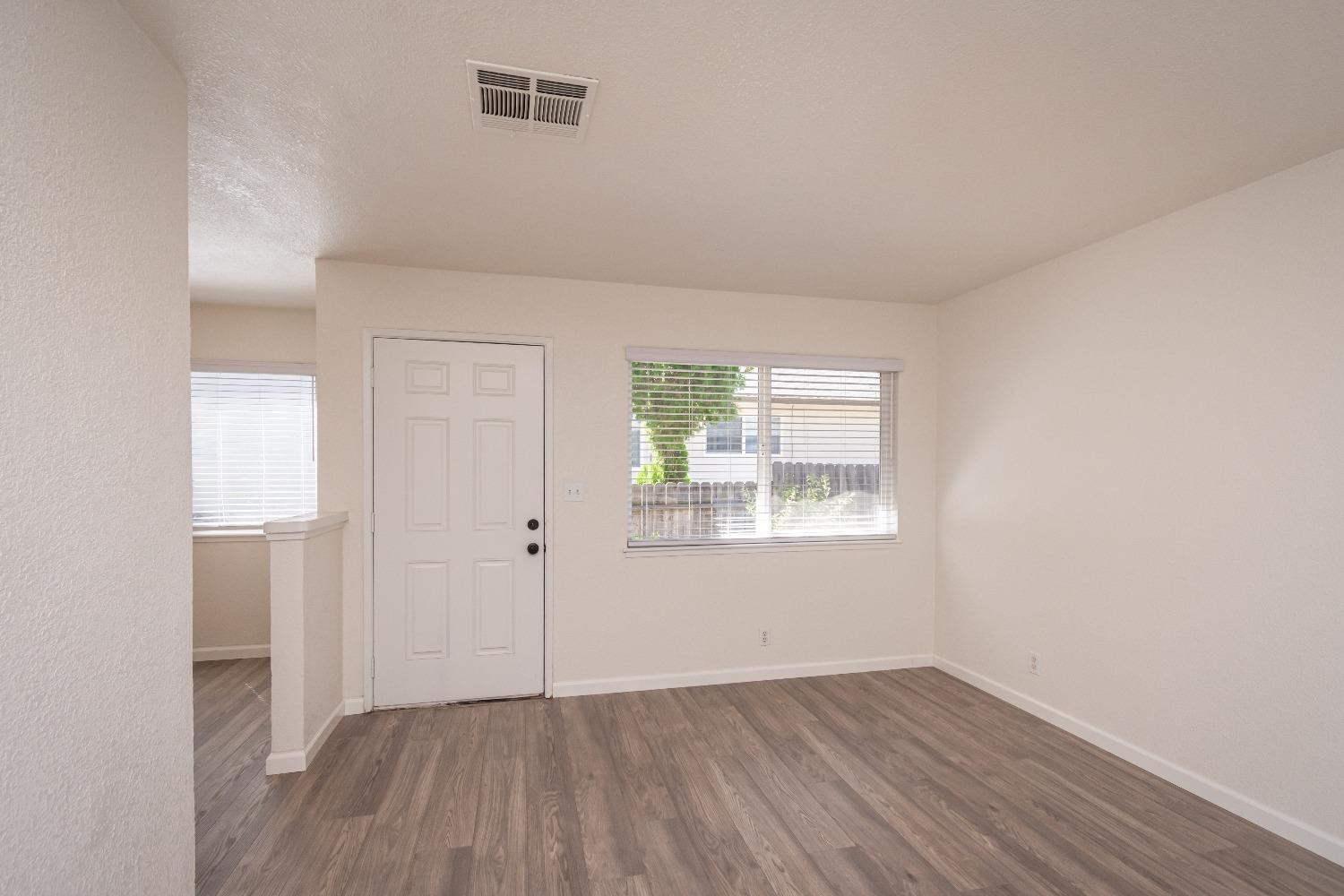 Detail Gallery Image 19 of 35 For 6230 Westwood Dr, Rocklin,  CA 95677 - – Beds | – Baths