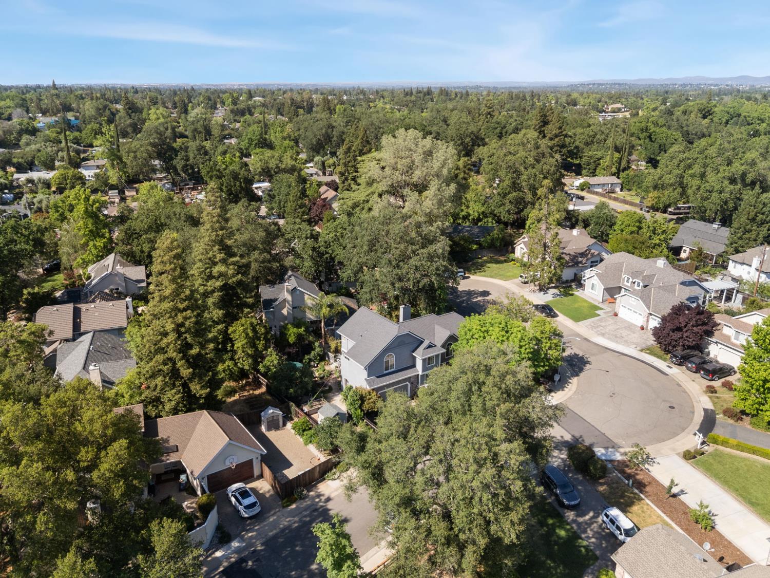 Amber Oaks Court, Fair Oaks, California image 13