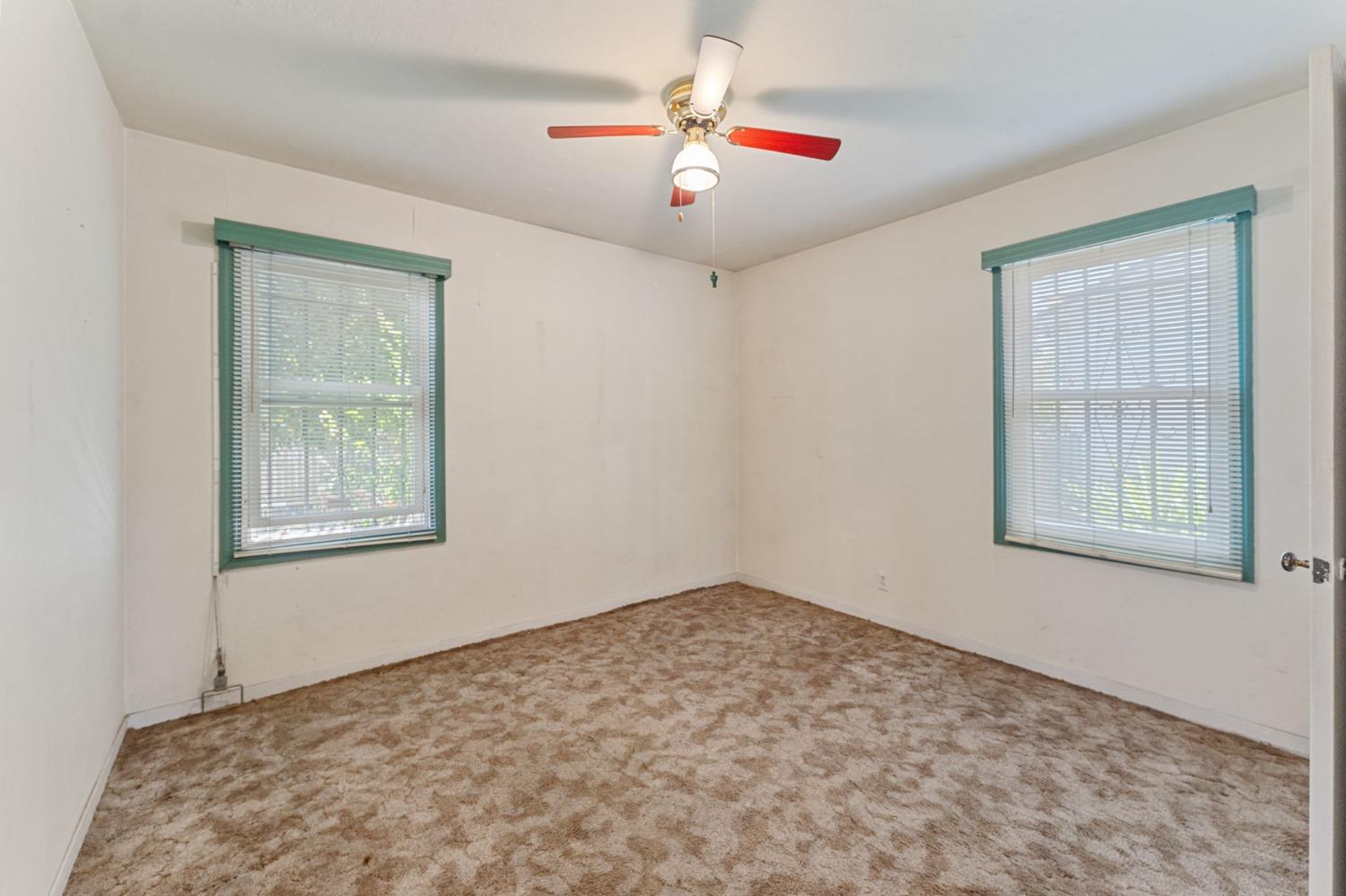 Fruitridge Road, Sacramento, California image 9