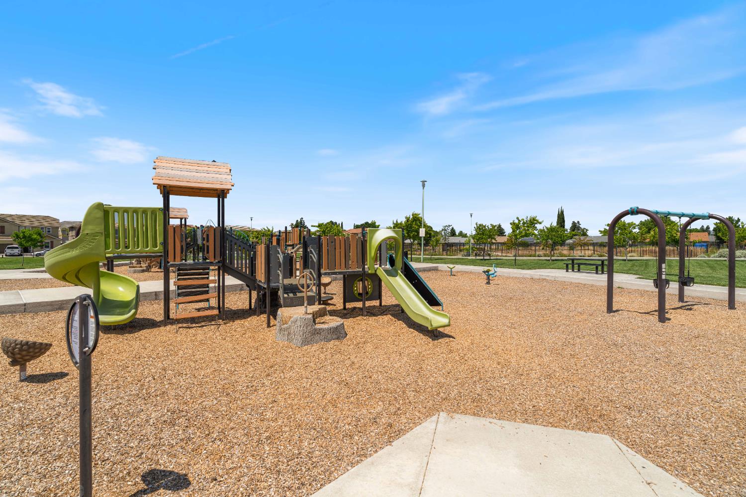 Detail Gallery Image 49 of 61 For 7753 Finnhorse Way, Sacramento,  CA 95828 - 4 Beds | 3 Baths