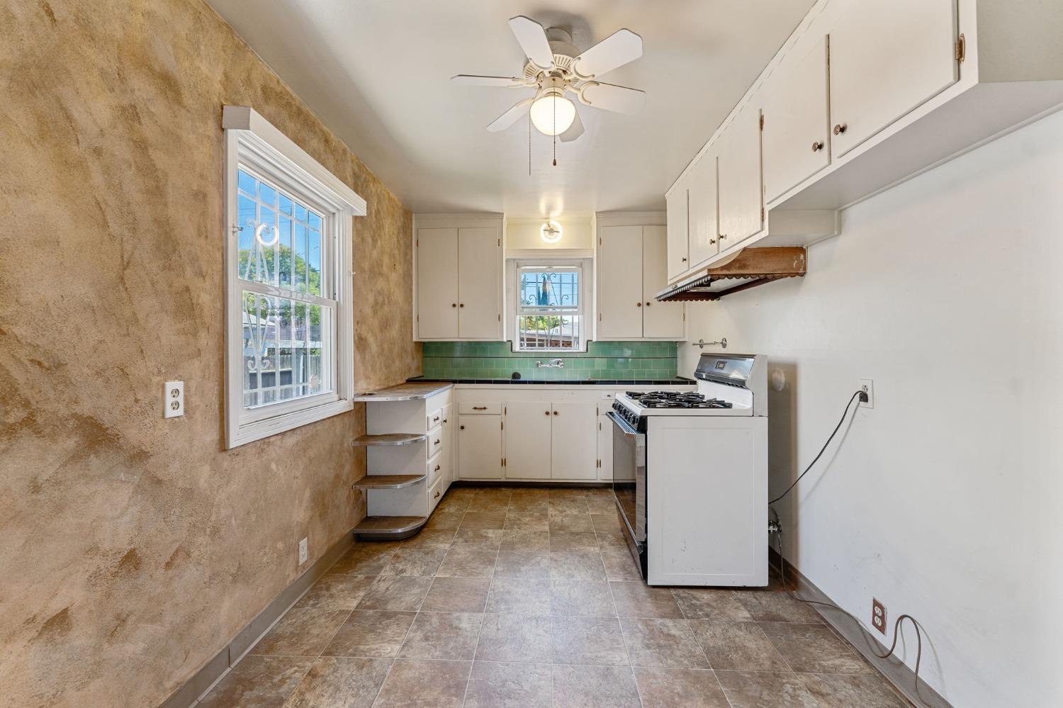 Fruitridge Road, Sacramento, California image 6