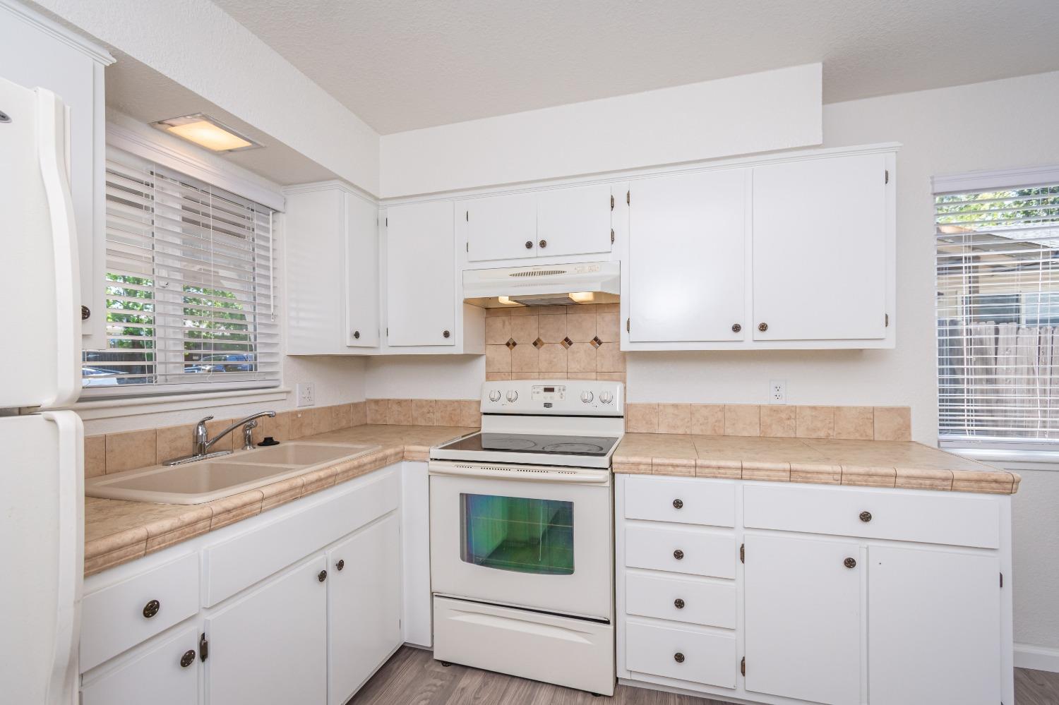 Detail Gallery Image 23 of 35 For 6230 Westwood Dr, Rocklin,  CA 95677 - – Beds | – Baths