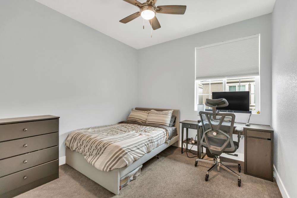 Tanager Court, West Sacramento, California image 35