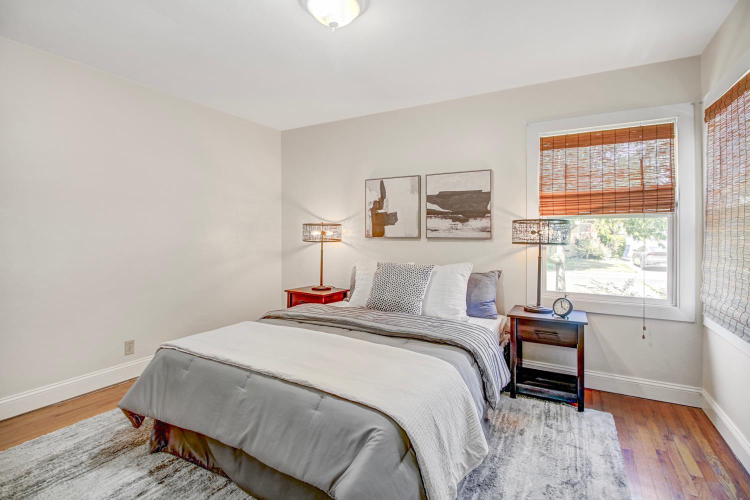 Detail Gallery Image 24 of 48 For 5960 12th Ave, Sacramento,  CA 95820 - 3 Beds | 1 Baths