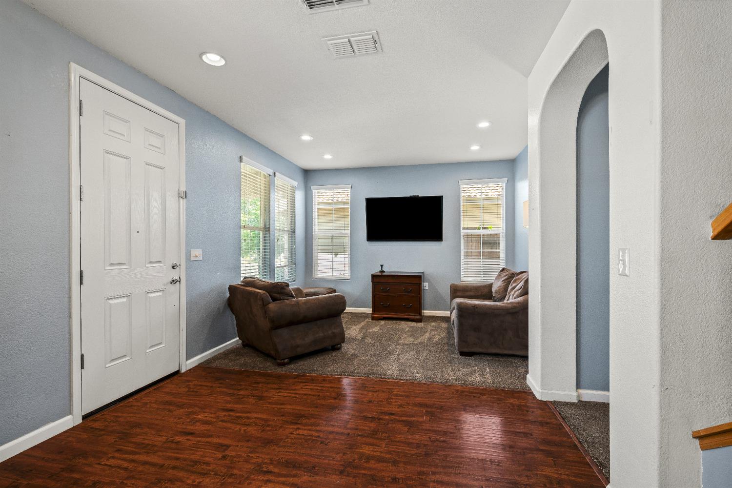 Detail Gallery Image 7 of 43 For 4151 Etoway Way, Rancho Cordova,  CA 95742 - 5 Beds | 3/1 Baths