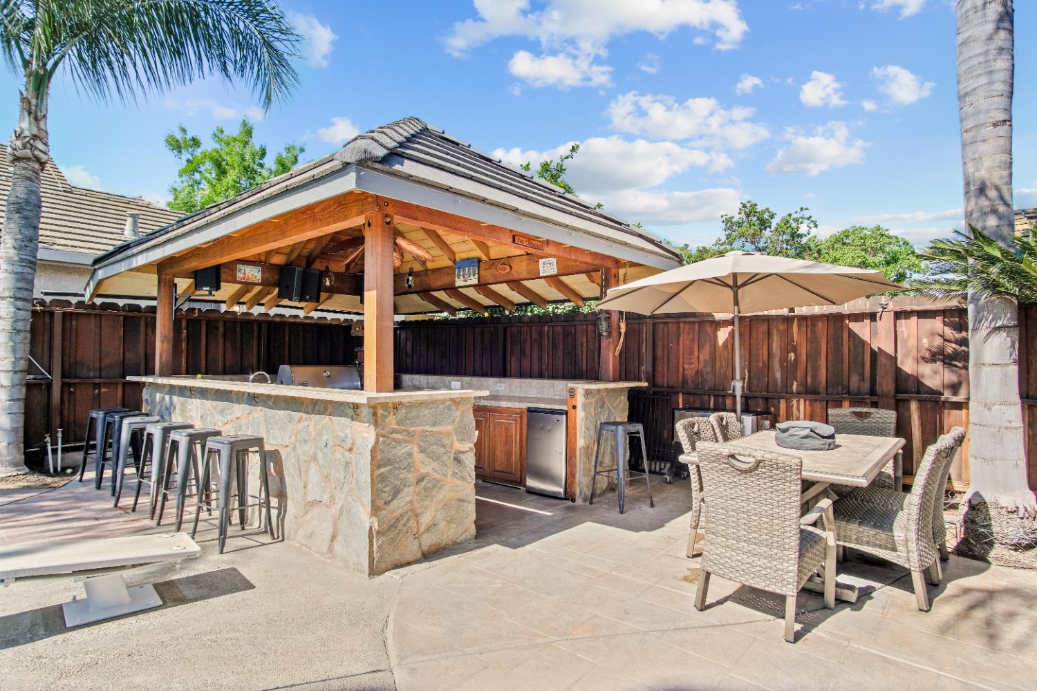 Detail Gallery Image 18 of 25 For 1724 Stonum Rd, Modesto,  CA 95351 - 4 Beds | 4 Baths