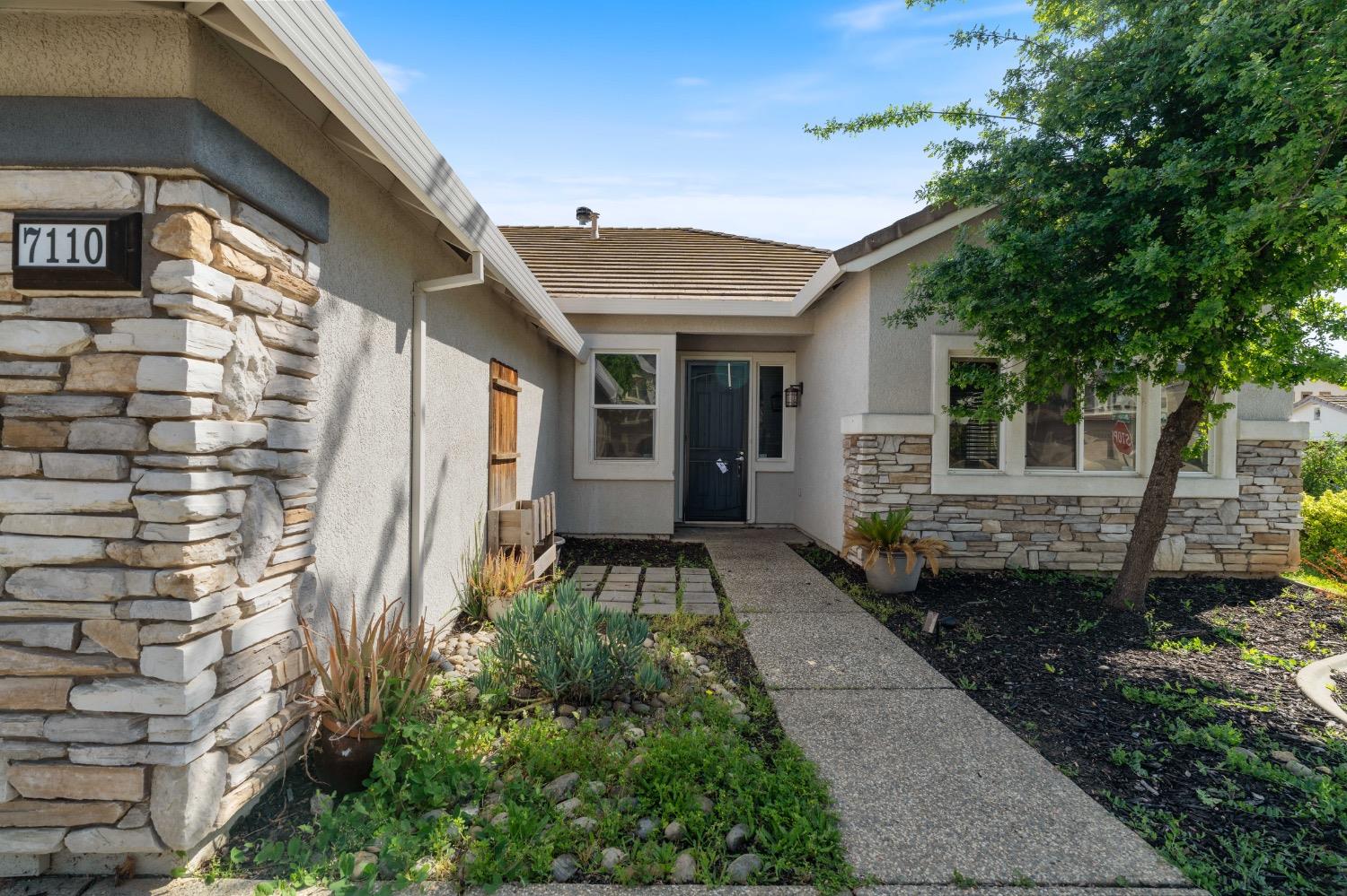 Gladwin Way, Elk Grove, California image 4