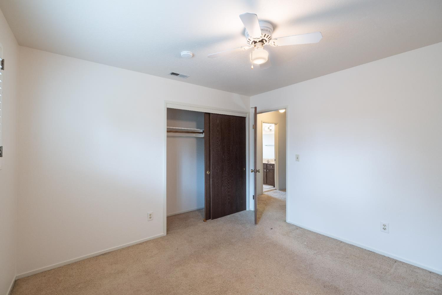 Detail Gallery Image 29 of 52 For 1917 Santa Fe Dr, Stockton,  CA 95209 - 4 Beds | 3 Baths