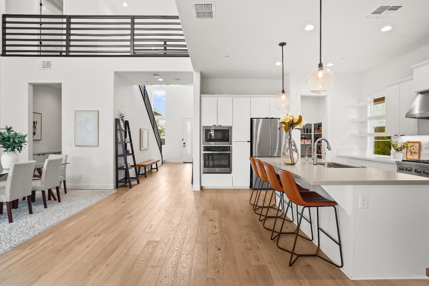 Detail Gallery Image 15 of 71 For 12840 Pier View Way, Rancho Cordova,  CA 95742 - 4 Beds | 3/1 Baths