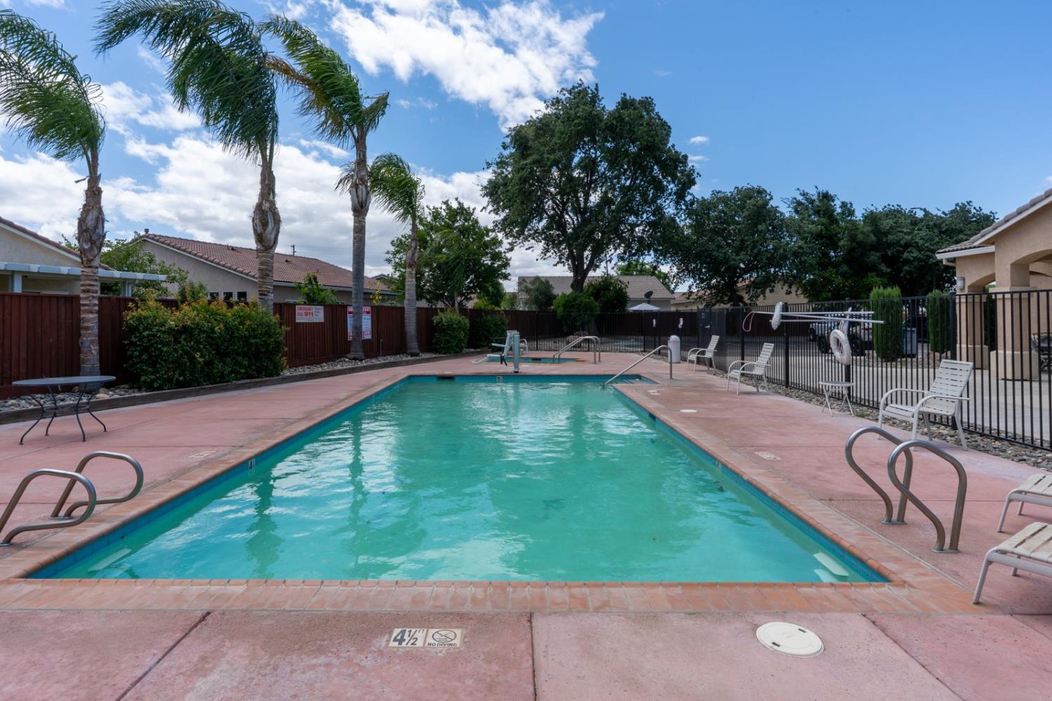 Detail Gallery Image 43 of 48 For 3008 La Vina Cir, Los Banos,  CA 93635 - 3 Beds | 2 Baths