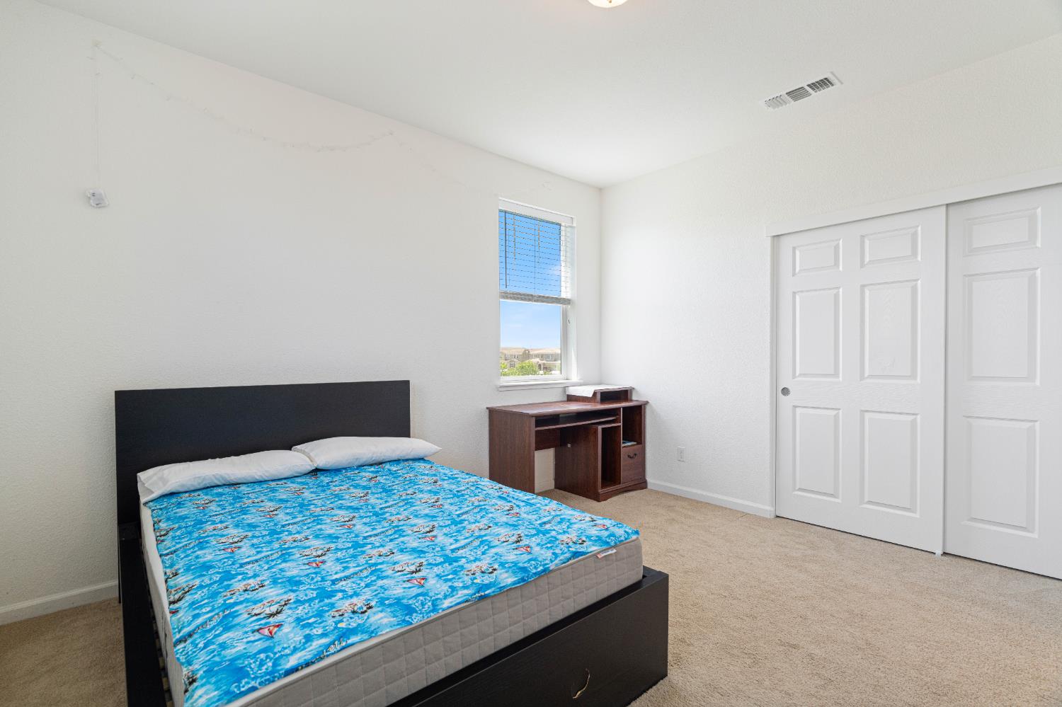 Detail Gallery Image 29 of 61 For 7753 Finnhorse Way, Sacramento,  CA 95828 - 4 Beds | 3 Baths