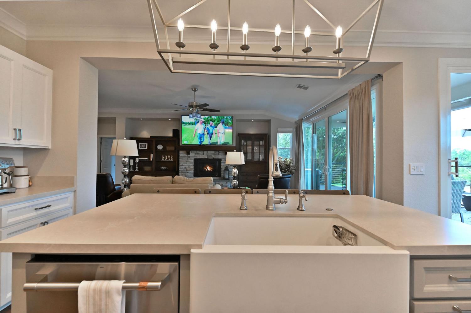 Detail Gallery Image 9 of 98 For 259 Pointe Dr, Angels Camp,  CA 95222 - 3 Beds | 3 Baths