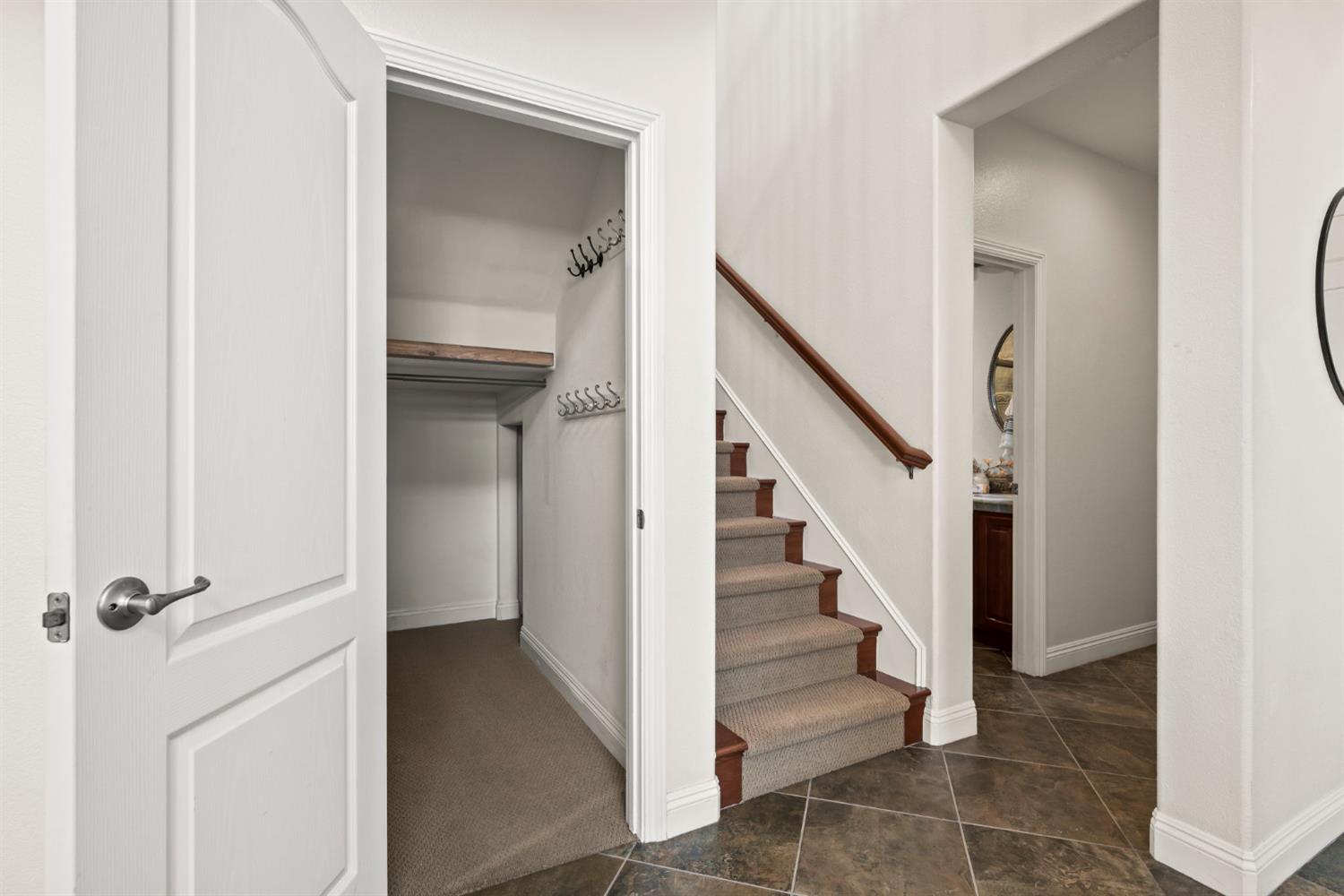Detail Gallery Image 23 of 56 For 11896 Slate Falls Way, Rancho Cordova,  CA 95742 - 5 Beds | 3 Baths