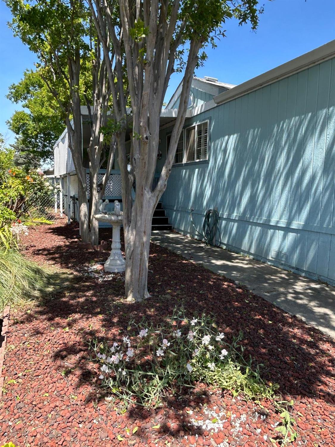 Detail Gallery Image 2 of 28 For 6305 Governors Ln 36, Sacramento,  CA 95828 - 3 Beds | 2 Baths