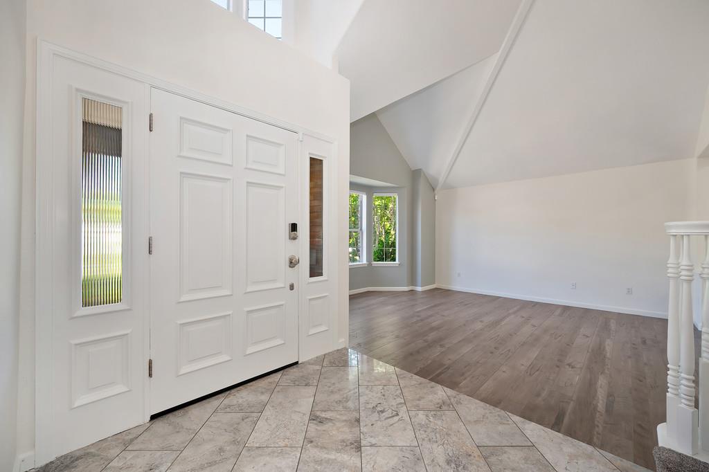 Detail Gallery Image 7 of 74 For 4715 Copperfield Cir, Granite Bay,  CA 95746 - 4 Beds | 3 Baths