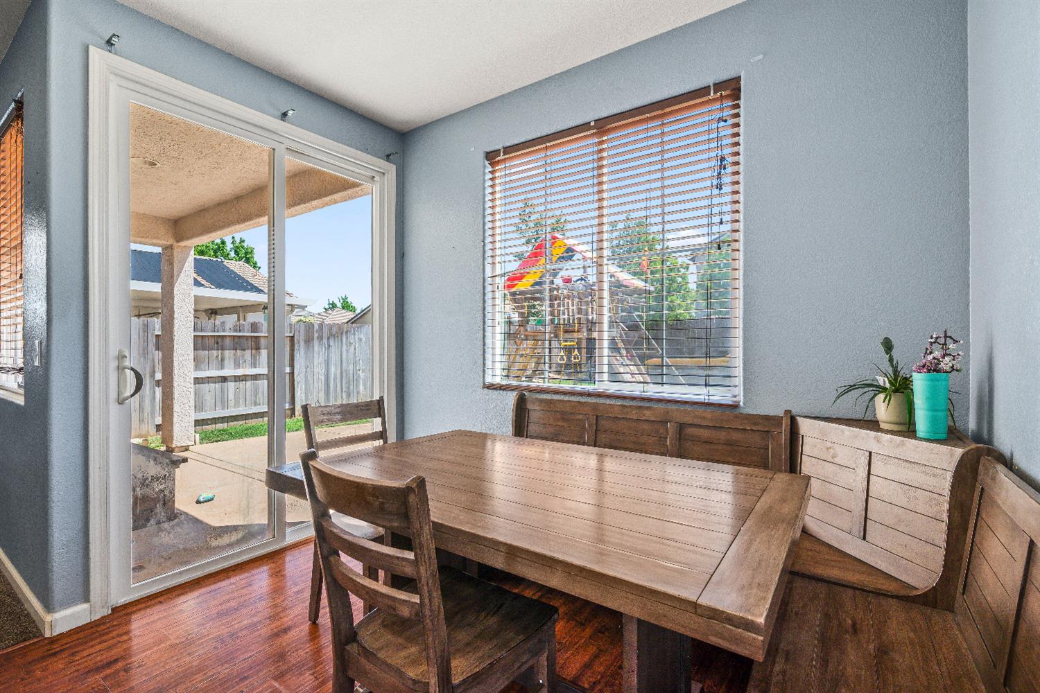 Detail Gallery Image 19 of 43 For 4151 Etoway Way, Rancho Cordova,  CA 95742 - 5 Beds | 3/1 Baths