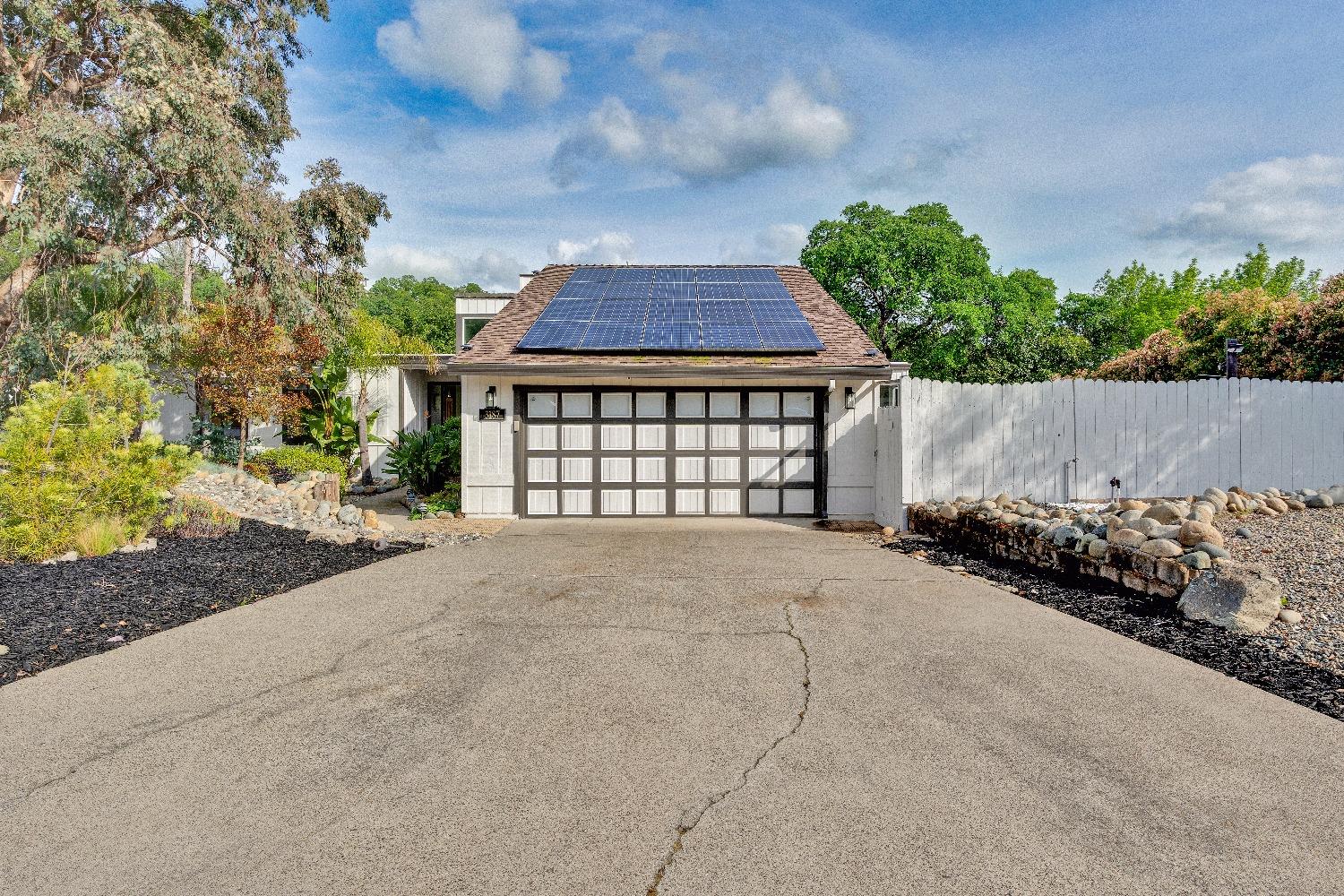 Stanford Lane, El Dorado Hills, California image 2