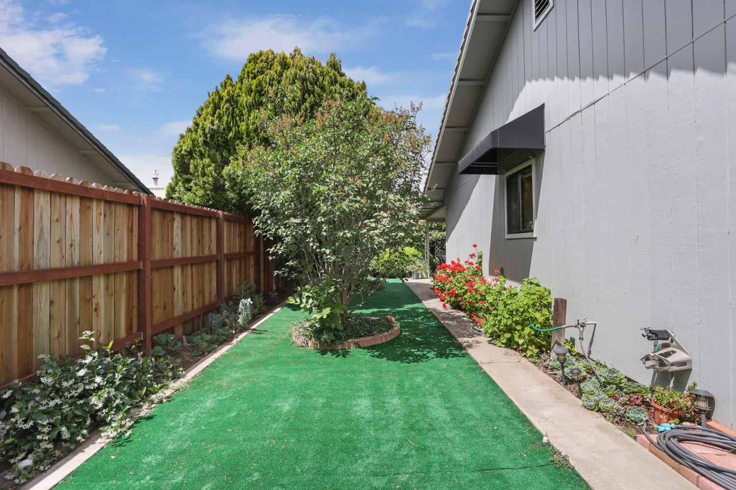 Detail Gallery Image 28 of 30 For 403 Valley Ave, Lodi,  CA 95240 - 3 Beds | 2 Baths