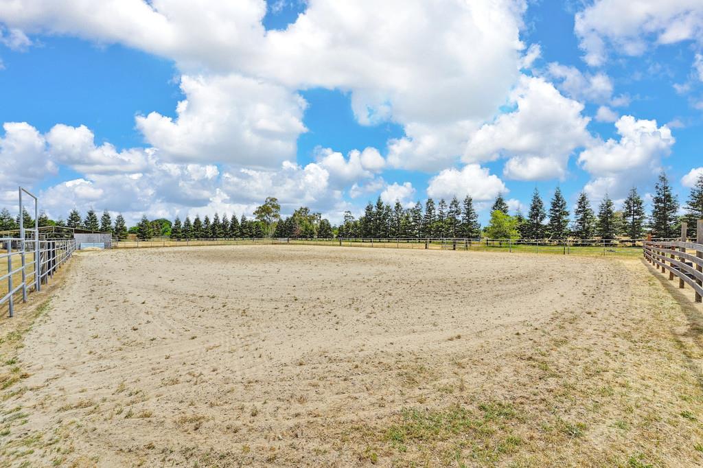 Detail Gallery Image 81 of 87 For 24684 N Watkinson Rd, Acampo,  CA 95220 - 2 Beds | 2 Baths