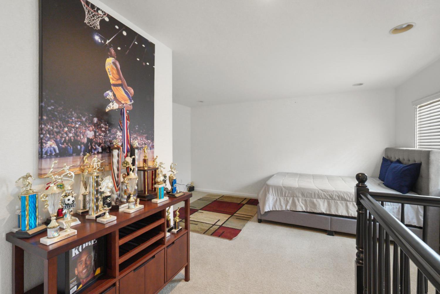 Detail Gallery Image 16 of 36 For 1408 Mendocino Creek Dtive, Patterson,  CA 95363 - 5 Beds | 3/1 Baths