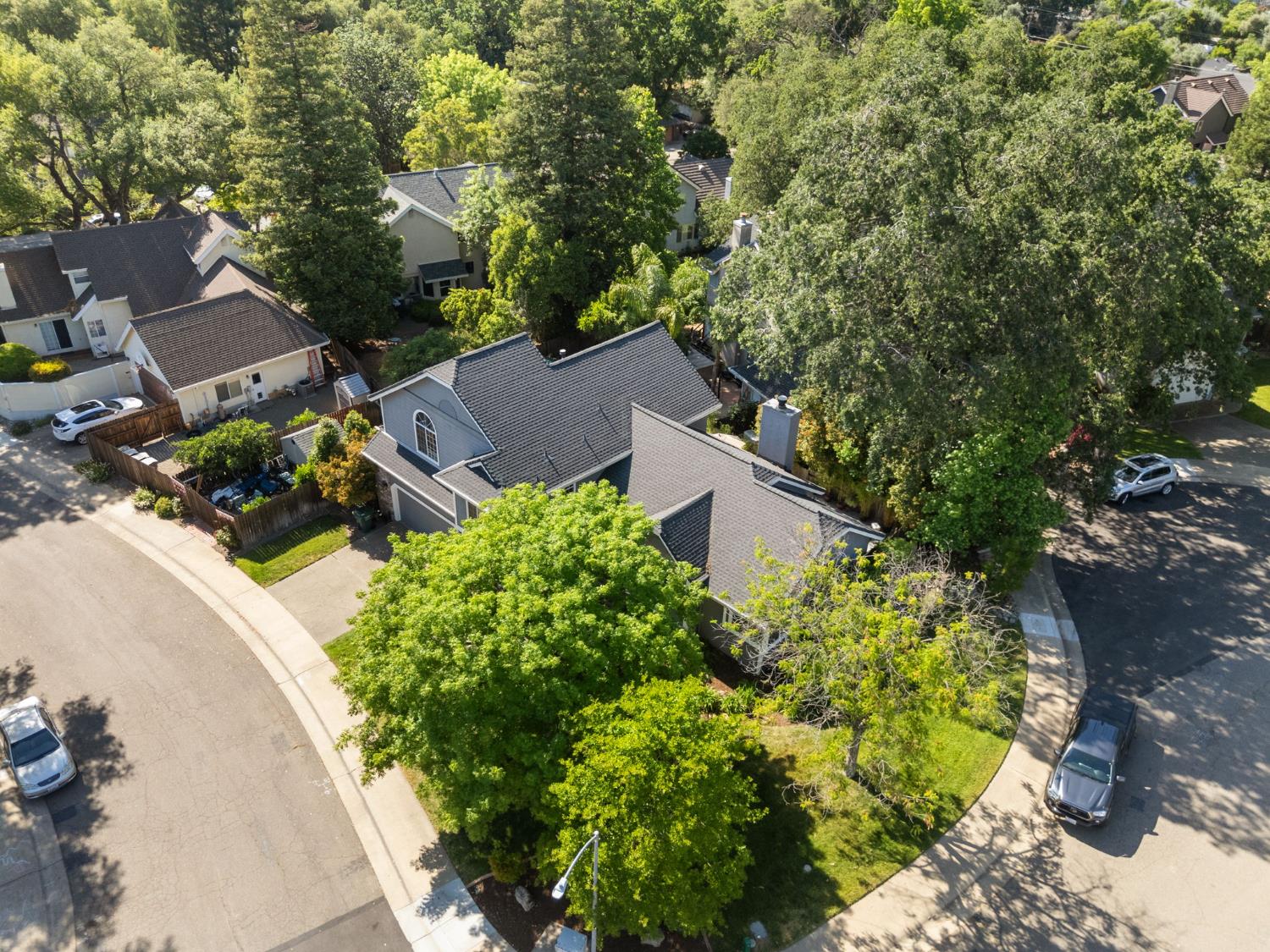 Amber Oaks Court, Fair Oaks, California image 10
