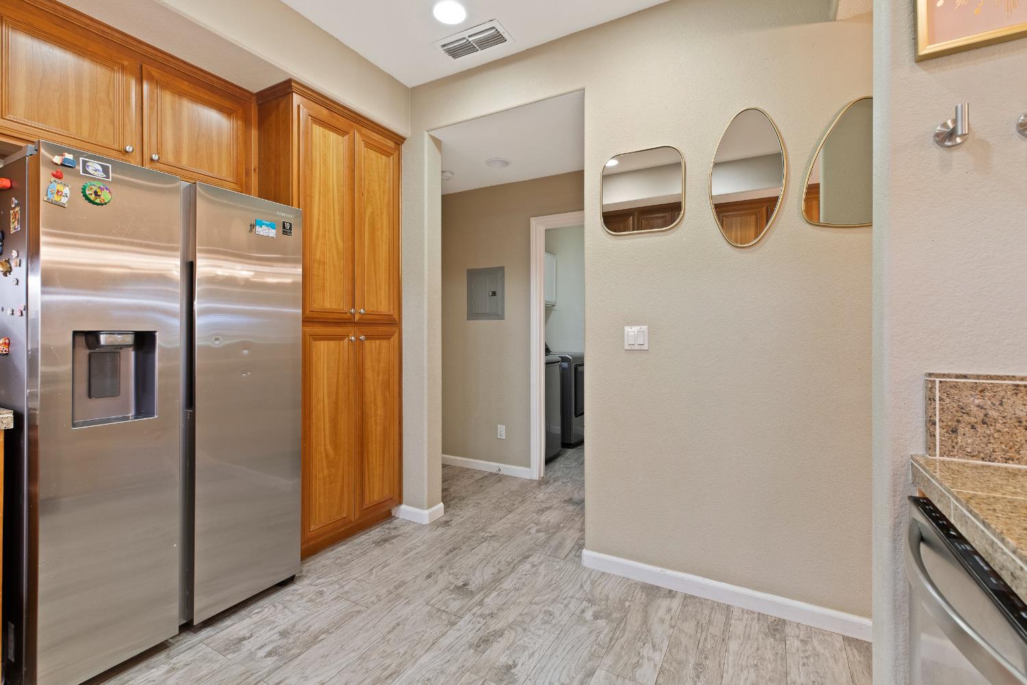 Detail Gallery Image 16 of 44 For 980 Silver Spur Cir #43,  Oakdale,  CA 95361 - 3 Beds | 2/1 Baths