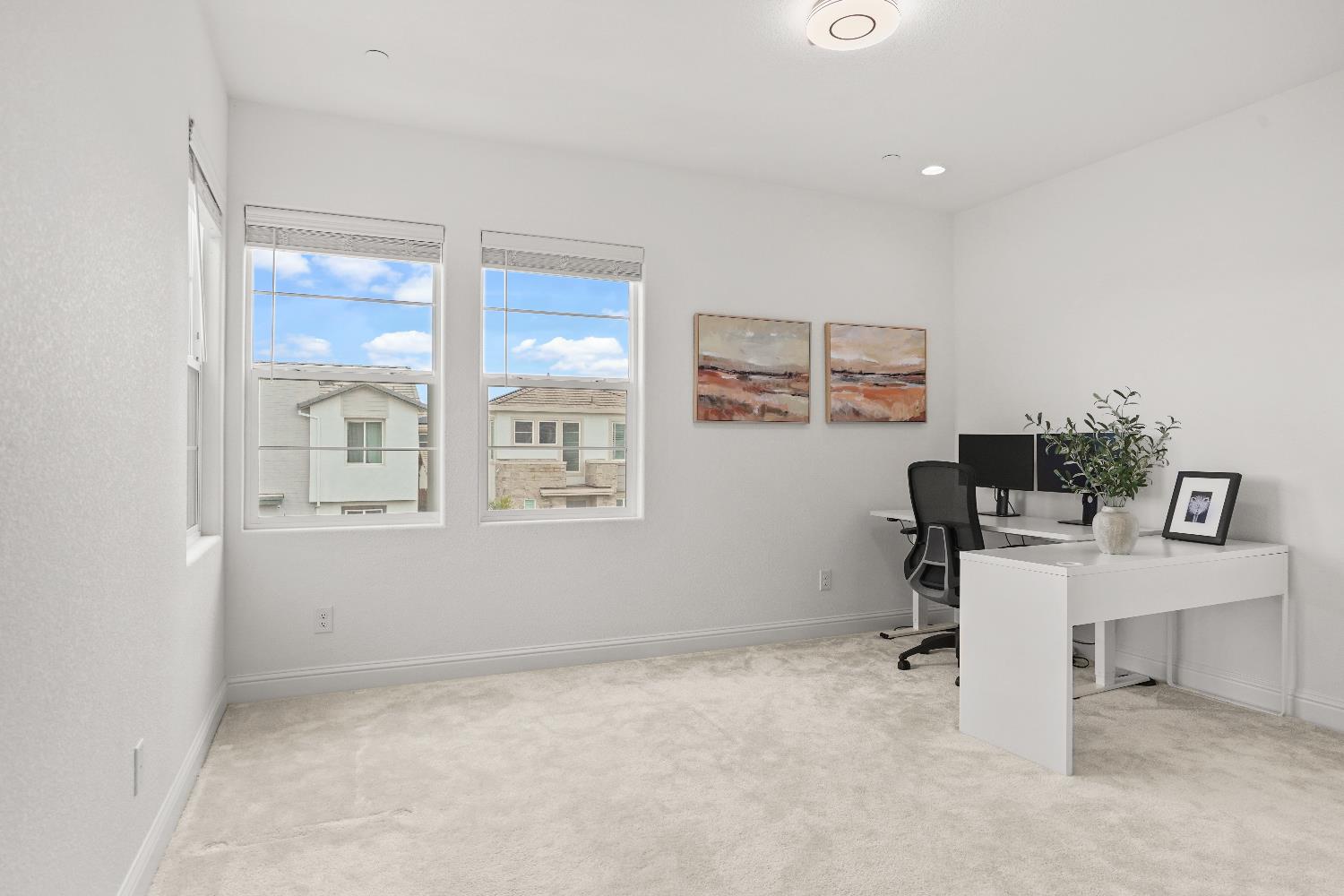 Detail Gallery Image 44 of 71 For 12840 Pier View Way, Rancho Cordova,  CA 95742 - 4 Beds | 3/1 Baths