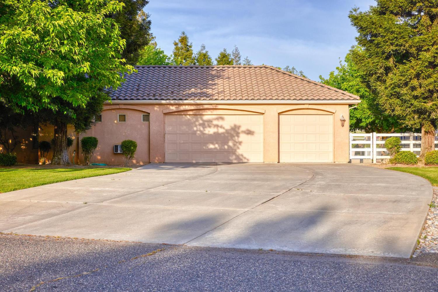 Detail Gallery Image 53 of 60 For 8706 N Oaks Dr, Oakdale,  CA 95361 - 4 Beds | 4/1 Baths