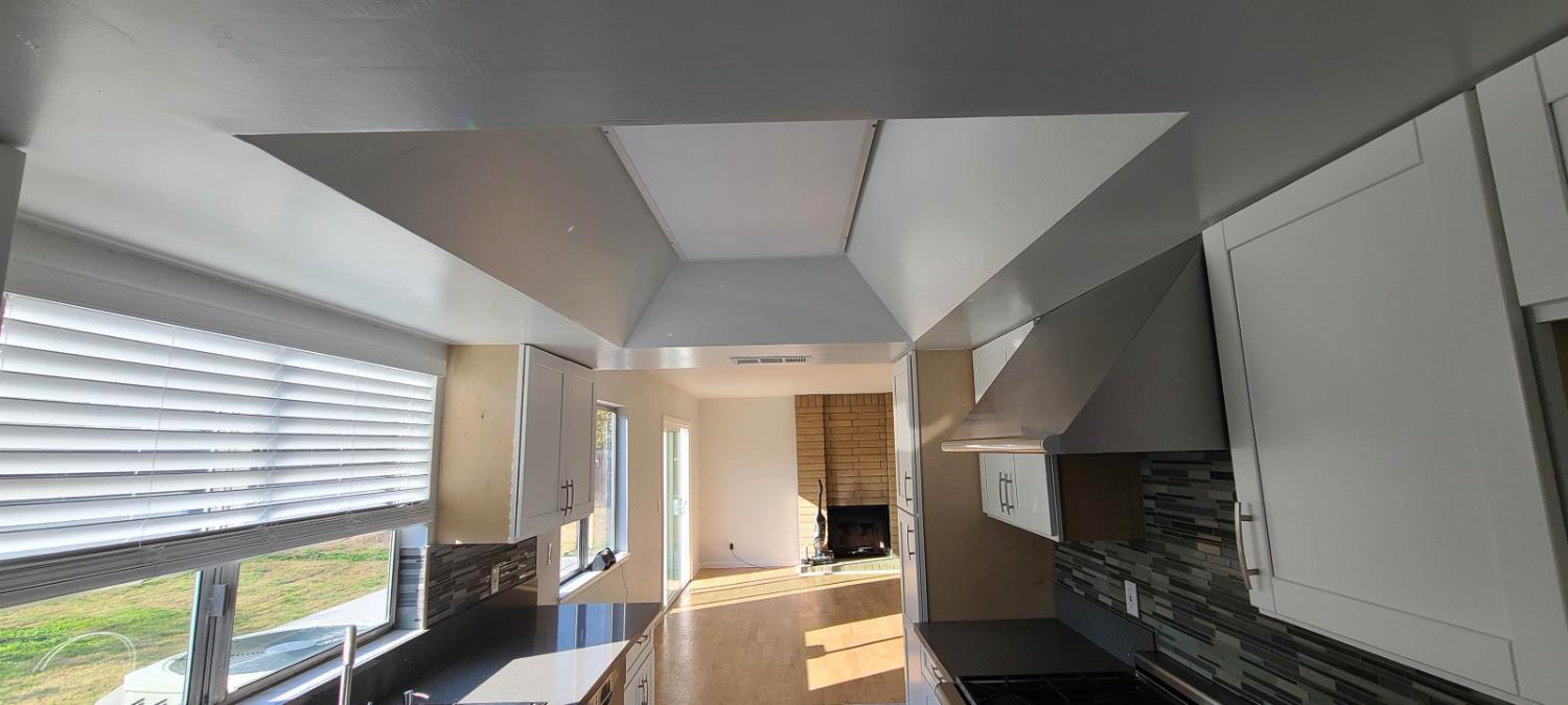 Detail Gallery Image 10 of 20 For 3103 Prince Henry Dr, Sacramento,  CA 95833 - 4 Beds | 2/1 Baths