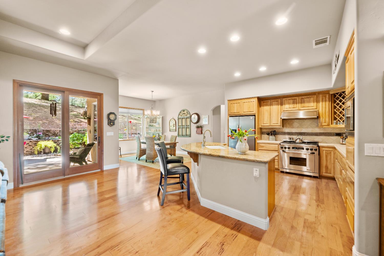 Bella Vista Circle, Foresthill, California image 8