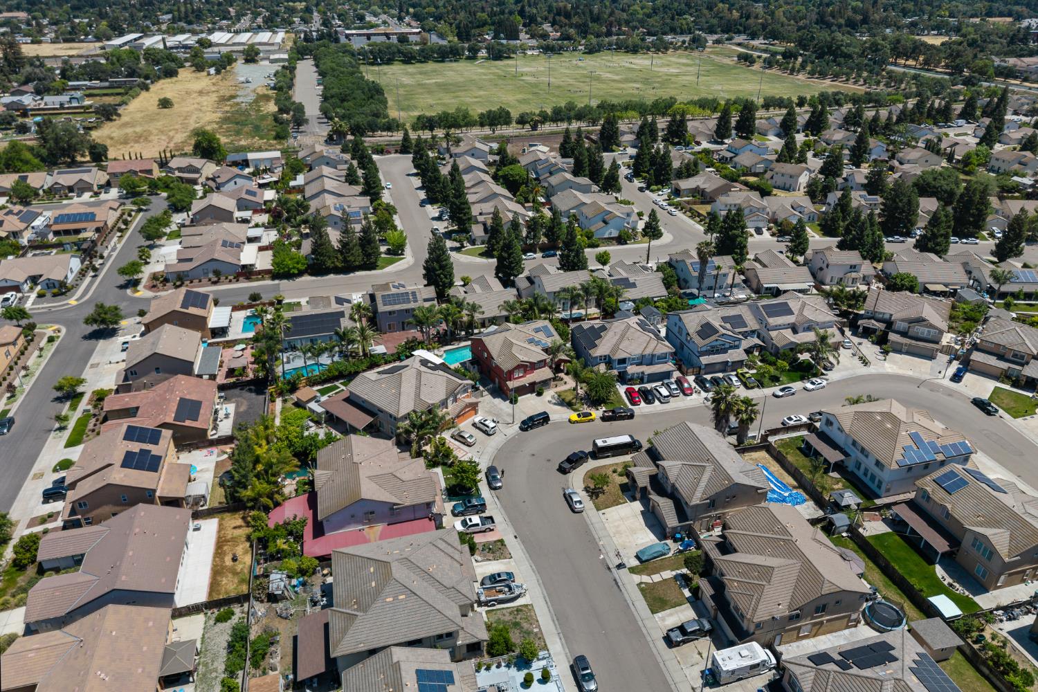 Massimo Circle, Stockton, California image 41