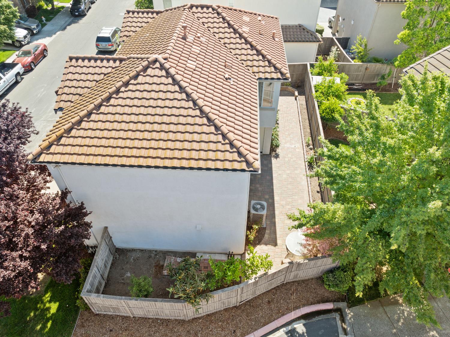 Detail Gallery Image 29 of 36 For 251 Martis Valley Cir, Sacramento,  CA 95835 - 4 Beds | 2/1 Baths