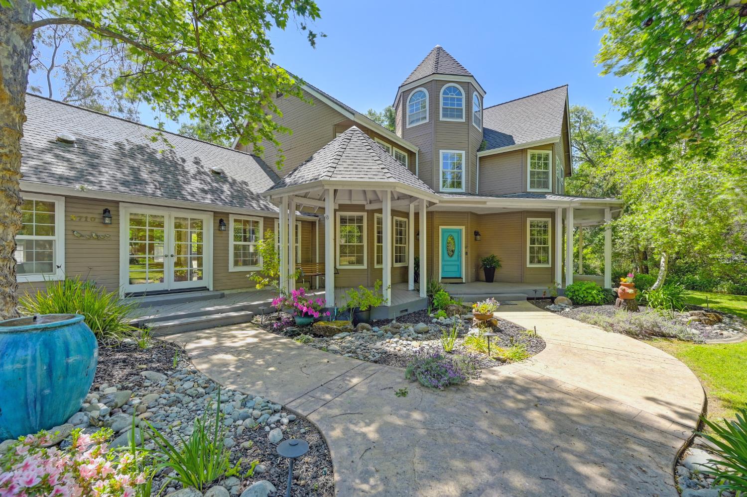 Detail Gallery Image 61 of 92 For 3710 Sutter Hill Ln, Carmichael,  CA 95608 - 4 Beds | 3/1 Baths