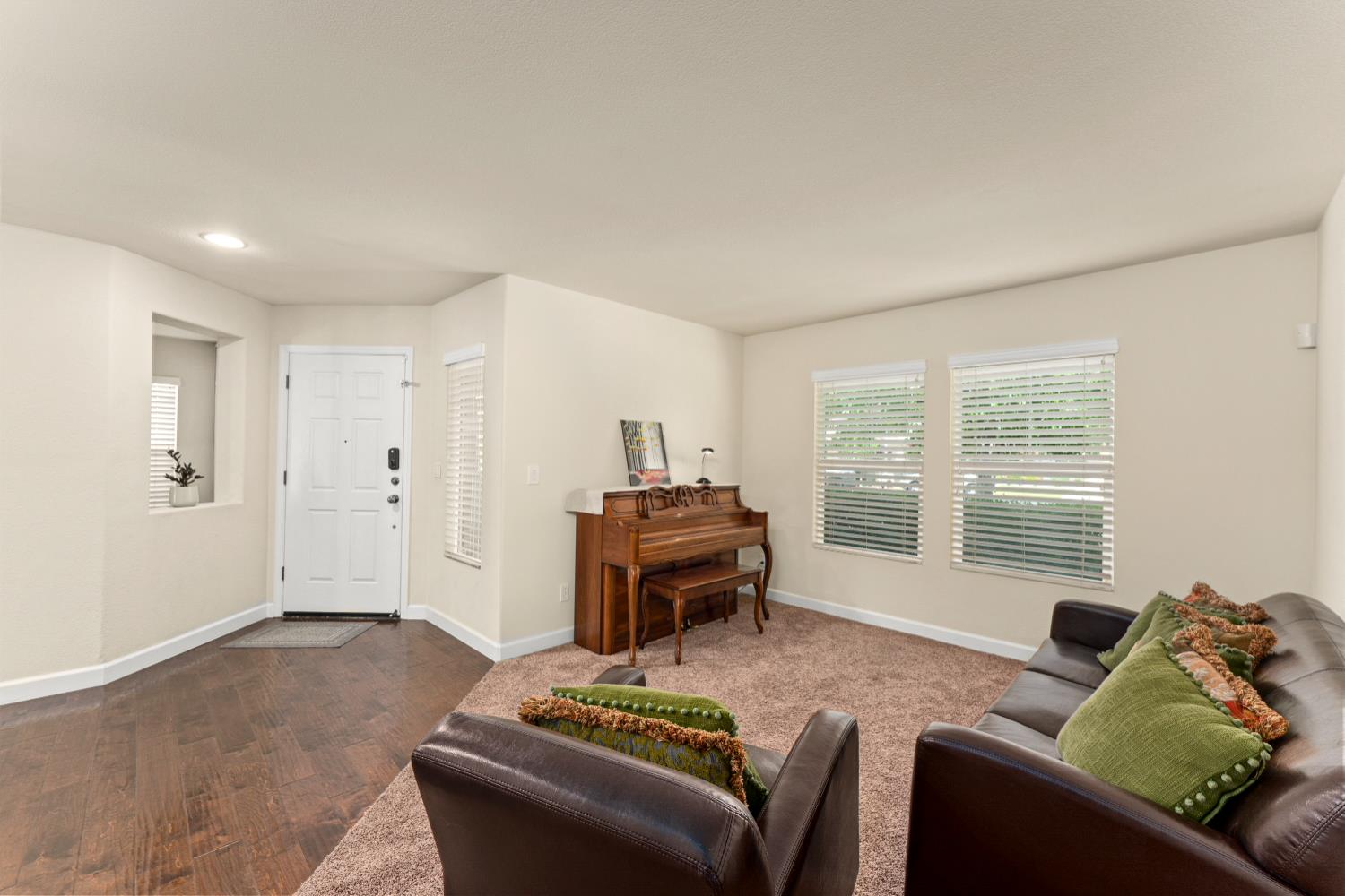 Brabant Court, Elk Grove, California image 8