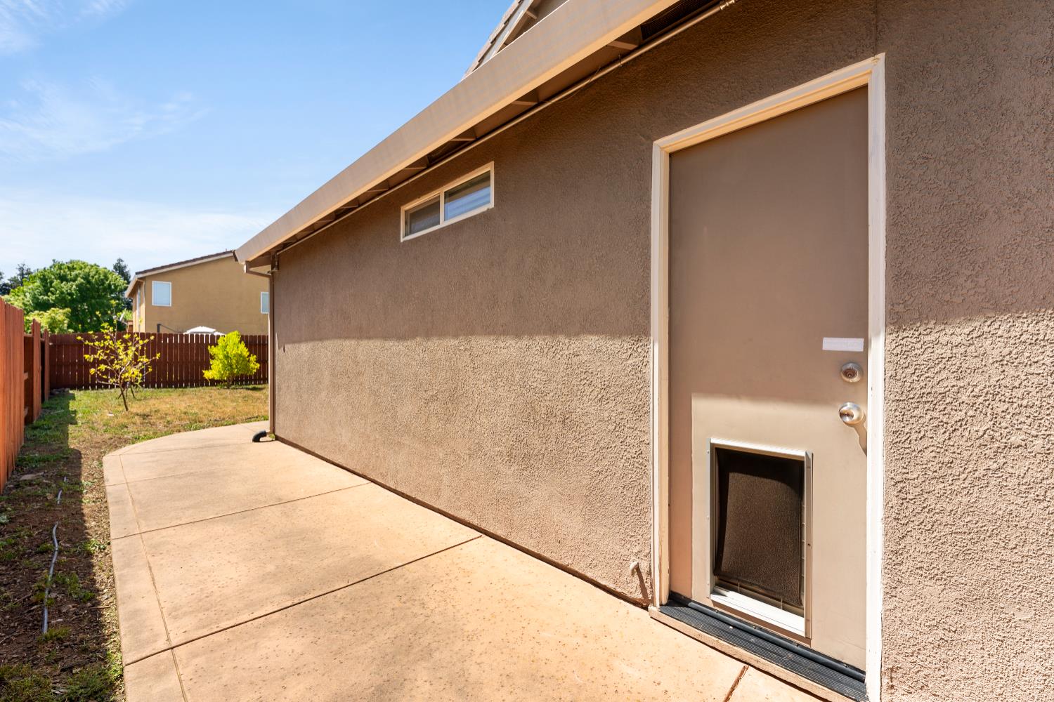 Brabant Court, Elk Grove, California image 41